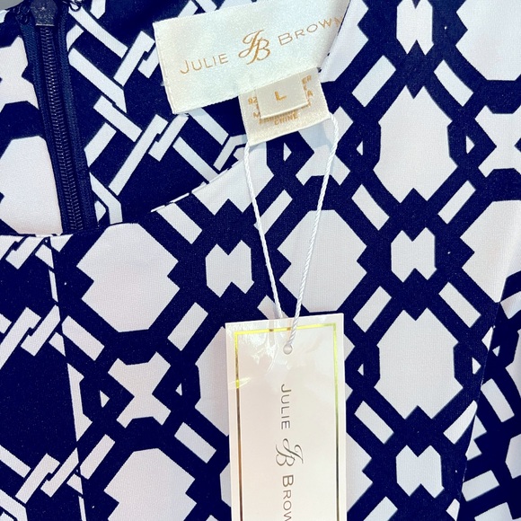 NWT Julie Brown Sleeveless Navy Pretzle Starr Tank Blouse Large Original $138 - Picture 2 of 2